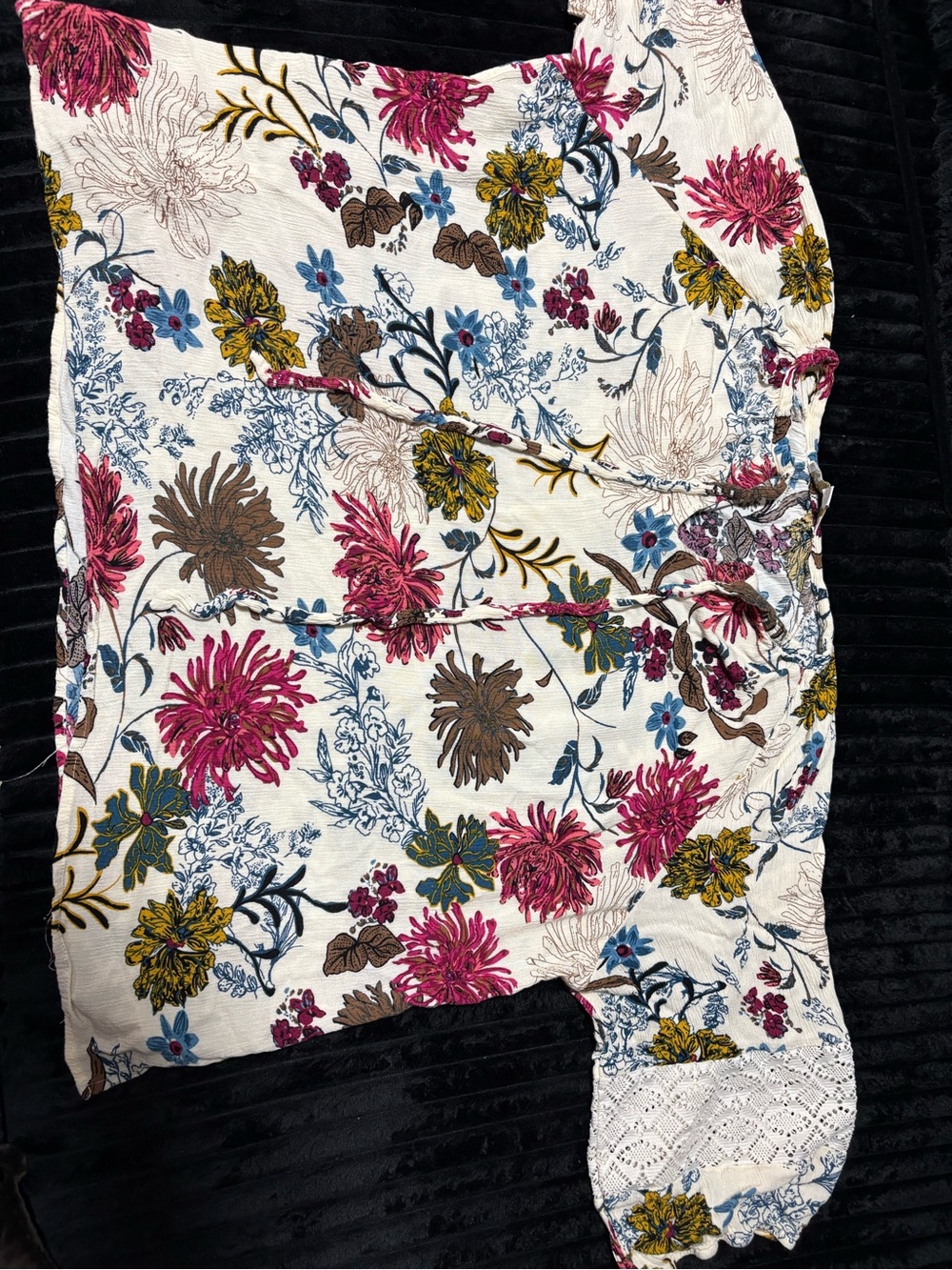 Weekend Floral 3/4 Sleeve Blouse